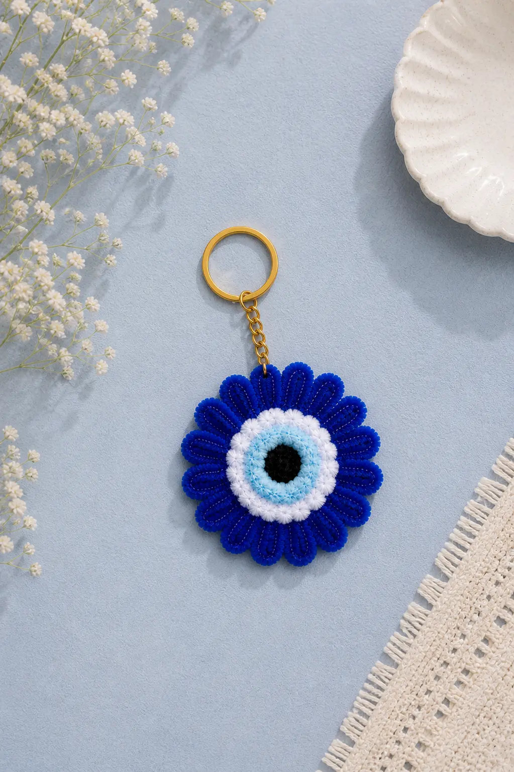 Blue Daisy Pipe Cleaner Keychain – Handmade Aesthetic Flower Keyring
