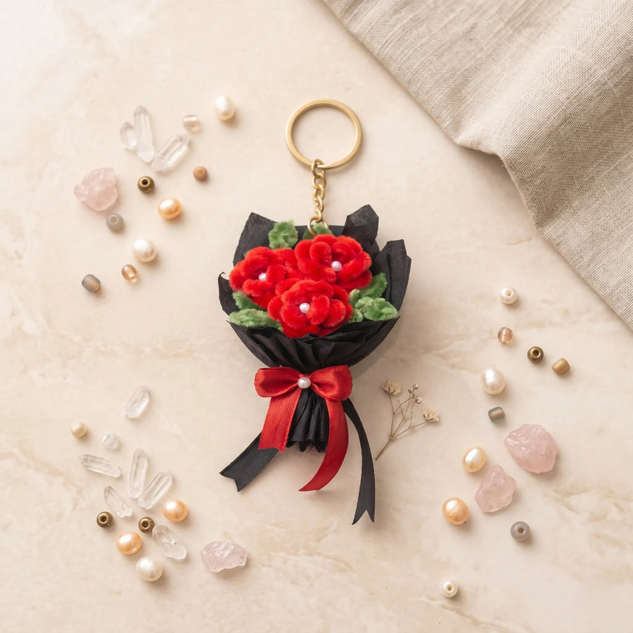 YouLove Mini Rose Bouquet Keychain – Handmade Love Charm