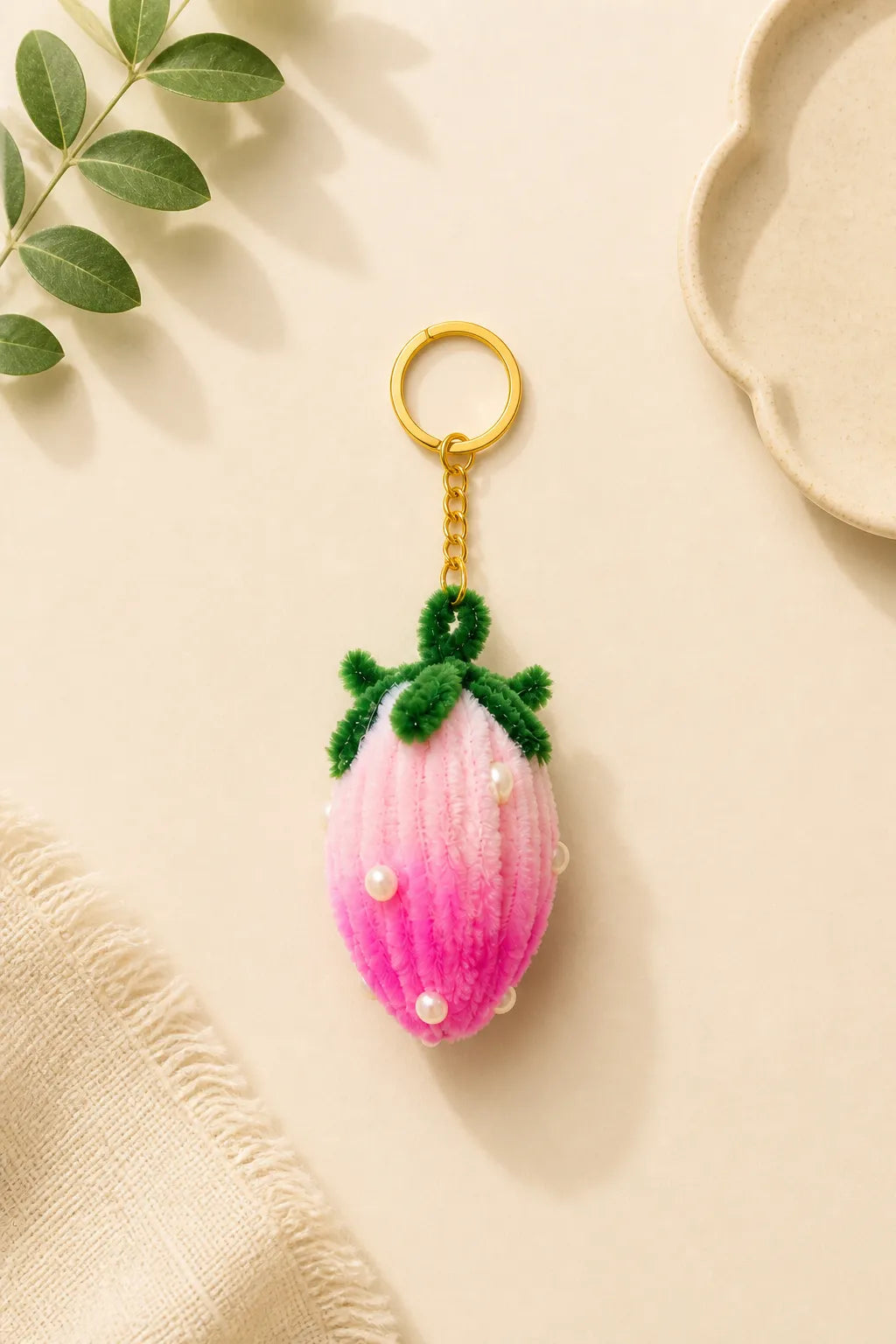 Pink Strawberry Pipe Cleaner Keychain – Handmade Aesthetic Pearl Charm